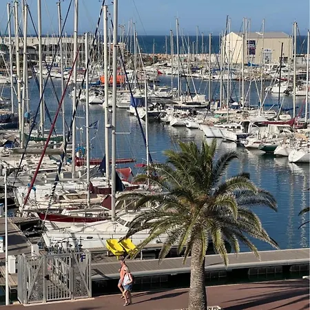 아파트 Joli Vue Sur Le Port De 카네트